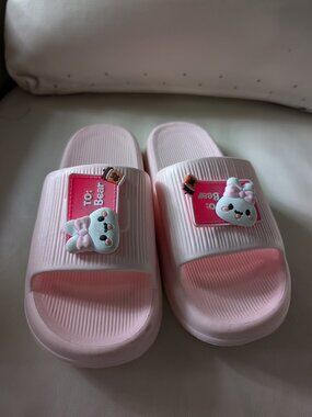New Pink beautiful Sandals Size 8